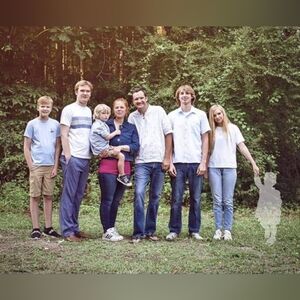 Meet your Posher, Lena